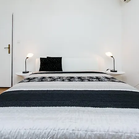 Apartman Visnja Apartment